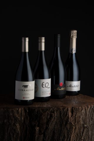 https://cowchile.cl/wp-content/uploads/2022/03/MATETIC-VINEYARDS-PRODUCTOS-320x480.jpg
